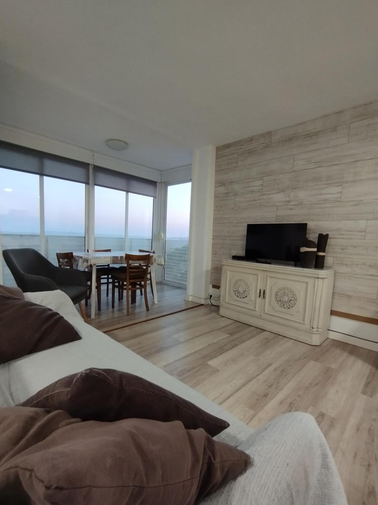 Grandpa Beach House อาลิกันเต ภายนอก รูปภาพ